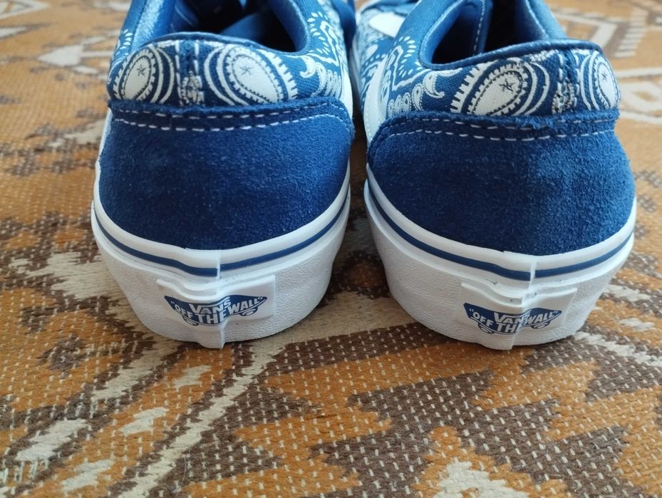 Дамски кецове vans