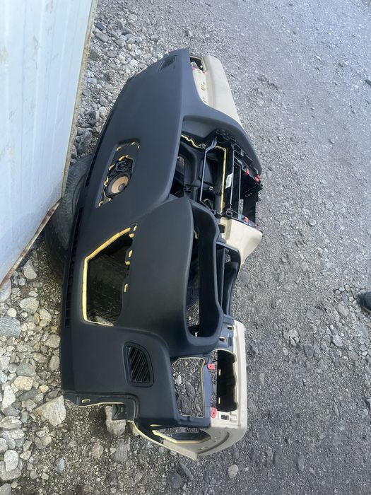 Арматурно табло бмв х3 Ф25 хед ъп ( armaturno tablo bmw x3 f25 HuD )