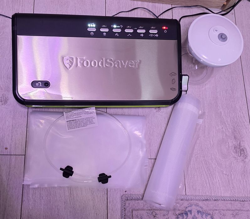 Машива за вакумирване FoodSaver