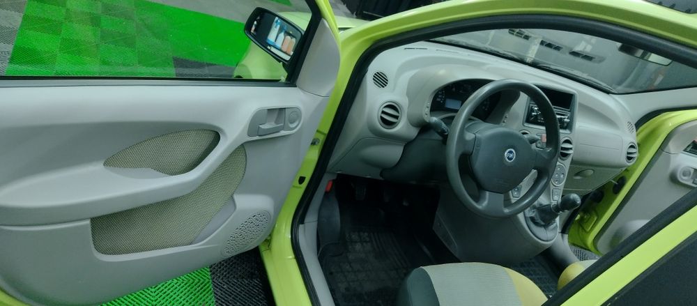 Fiat panda  mod de condus CITY