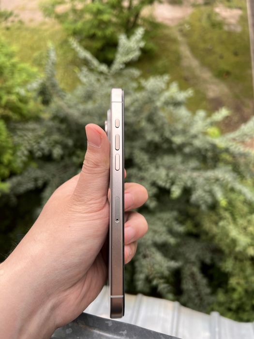 Iphone 15 pro max 256 gb требует айклауд, заблокирован