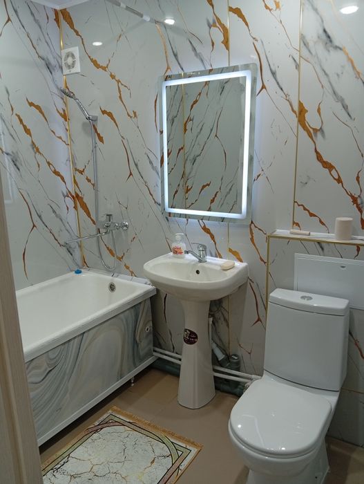 Продам квартиру по Комсомольскому