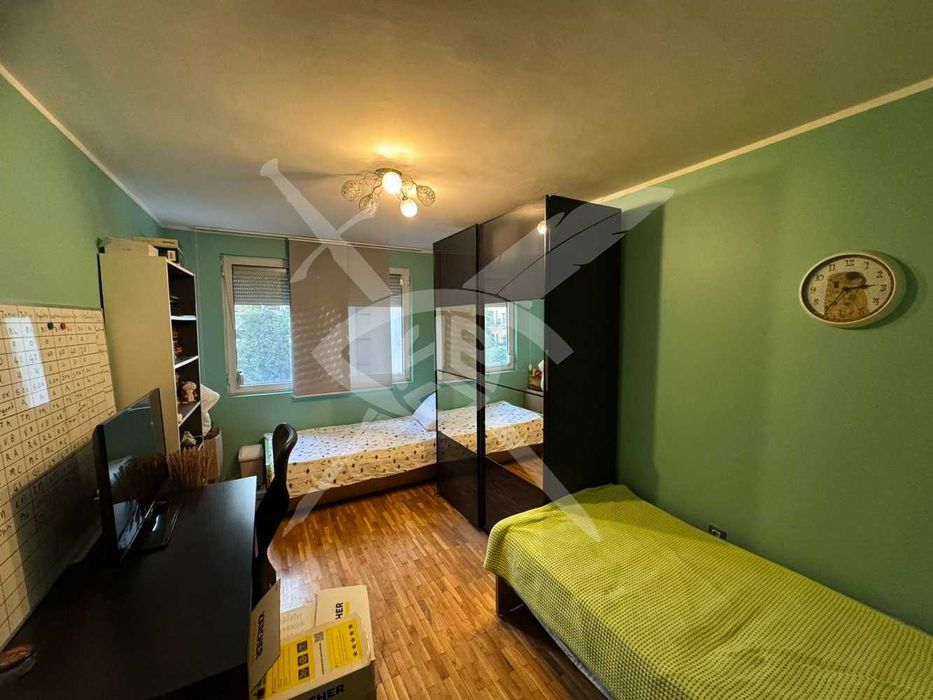 Продава се Тристаен апартамент в София, Център - 113 кв.м за 3098 €/кв.м - Снимка #3