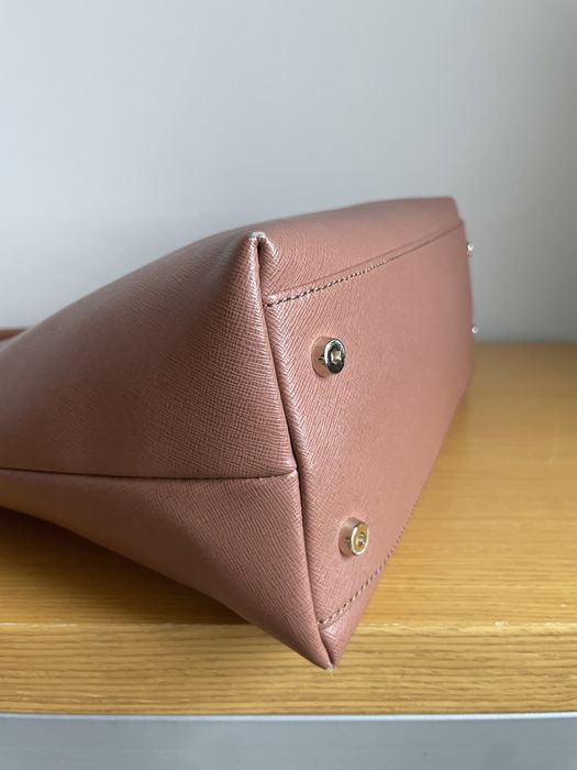 Дамска чанта Coccinelle