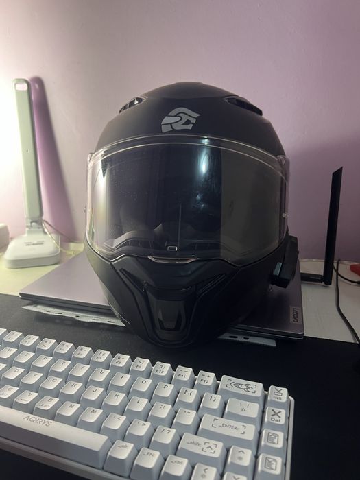 FC-MOTO FF130SV Casca black matt