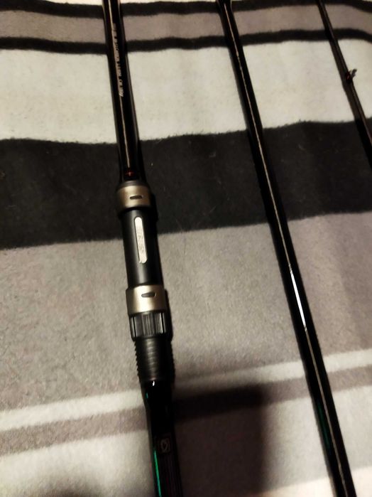 Feeder 390cm-180gr   Nevis Gotama  NOU 400  lei .   Nevis Castmaster 390-180 gr. NOU .