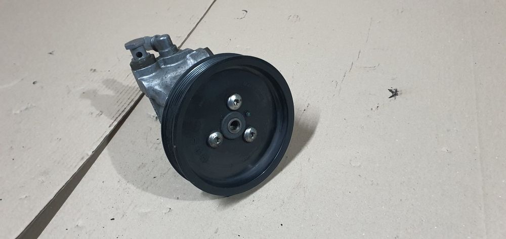 Pompa servo bmw 3.0d M57 e60 e61 e90 e92 e91 e70 e71 x3 x5 x6