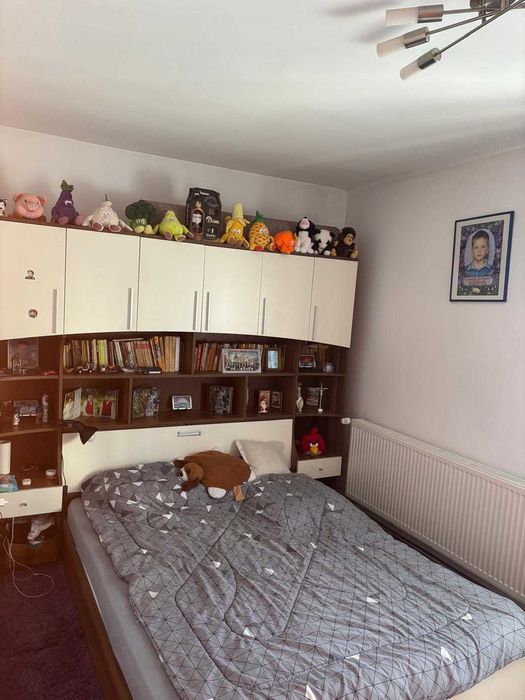 Vand apartament cu 2 camere