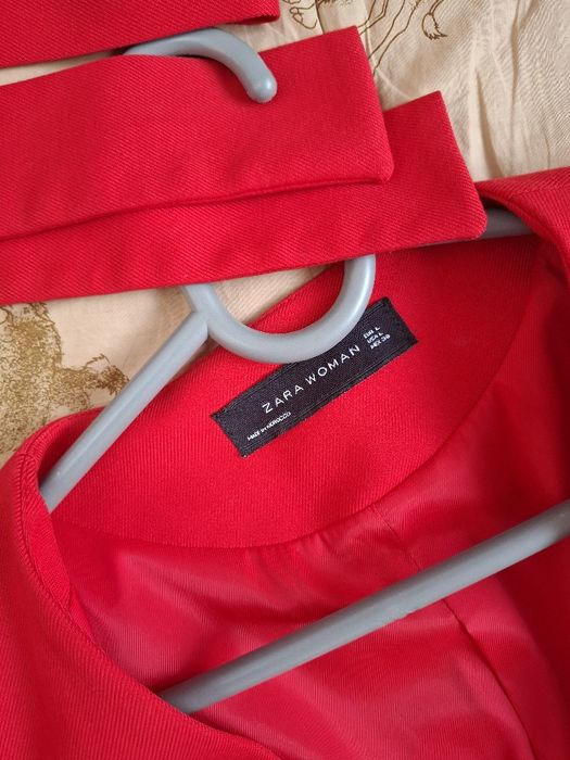 Костюм от Zara в идеальном состоянии