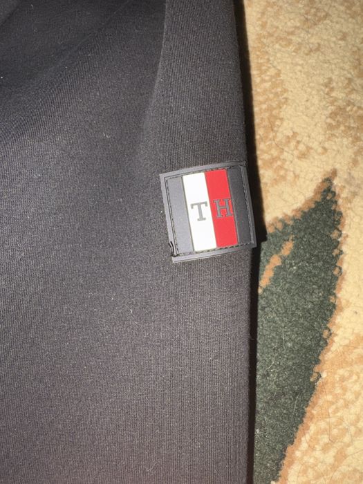 Двойка Tommy Hilfiger