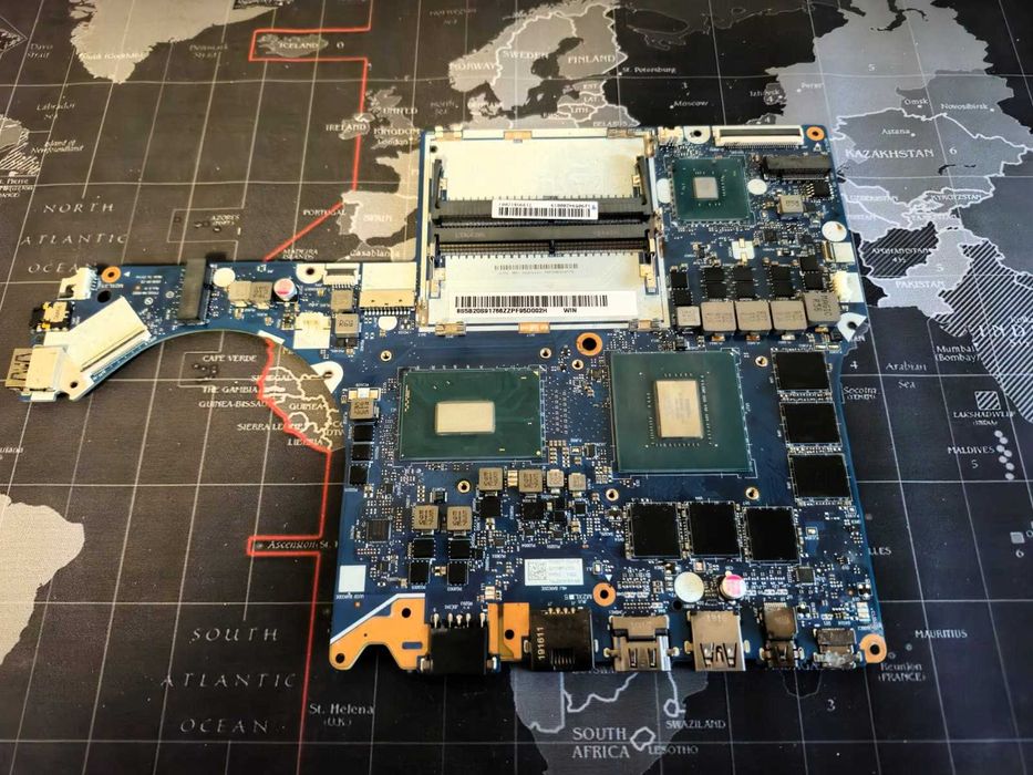 Placa de BAZA Lenovo Legion Y530  i5-8300H NVIDIA GTX 1060 NM-B962