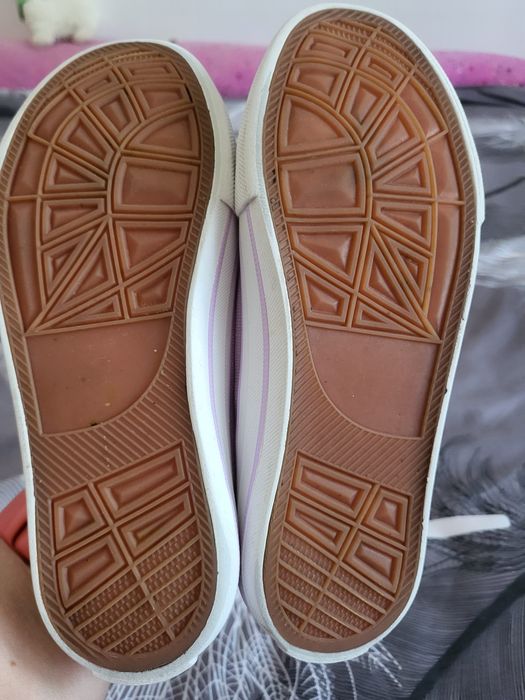 Teniși Sprandi pt fete nr 35