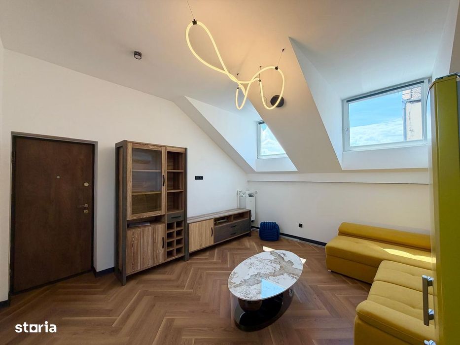 Prima inchiriere! Apartament 3 camere cu balcon +2 locuri de parcare