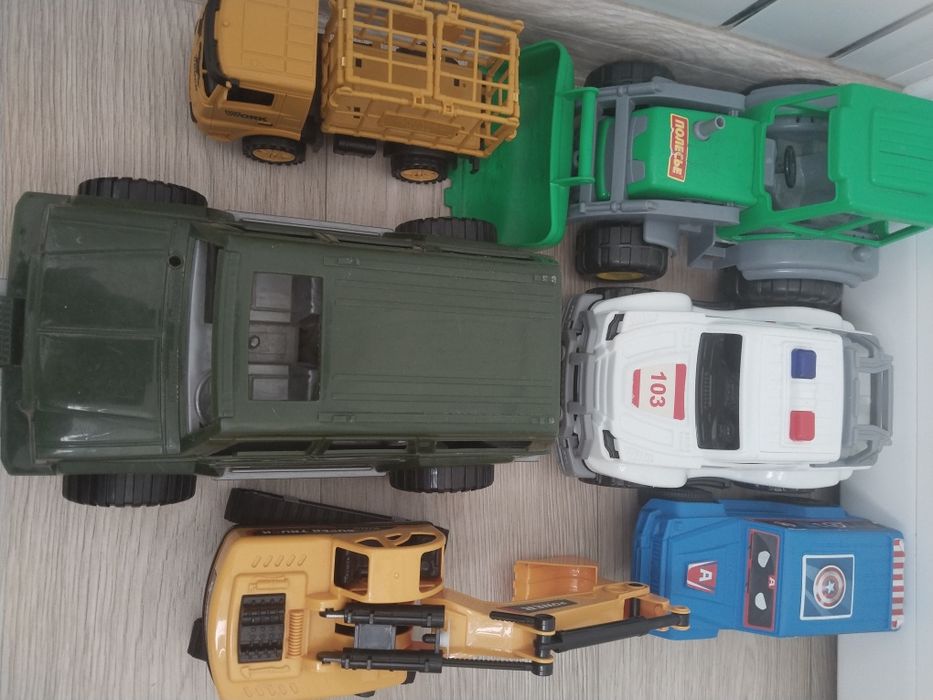 Продам игрушки б/у