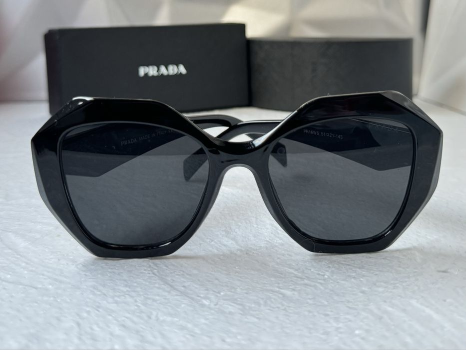 Дамски слънчеви очила многоъгълни