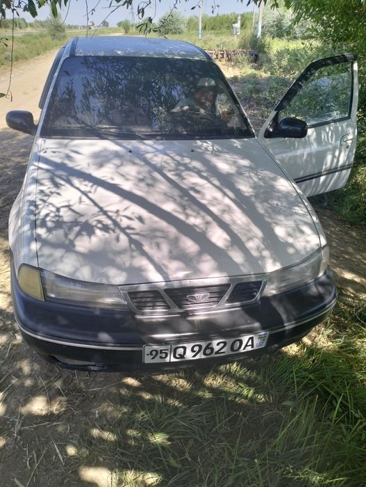 Продается машина 1999