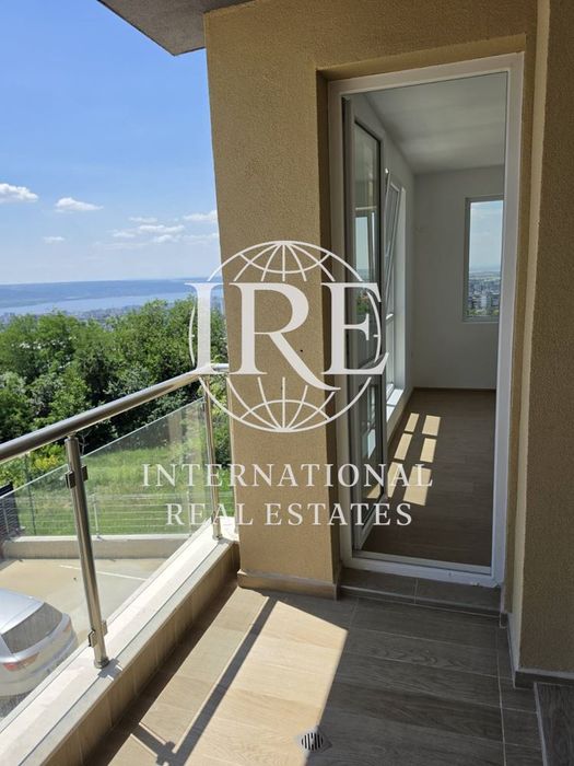 Продава се Двустаен апартамент в Варна, Възраждане 3 - 56 кв.м за 1956 €/кв.м - Снимка #2
