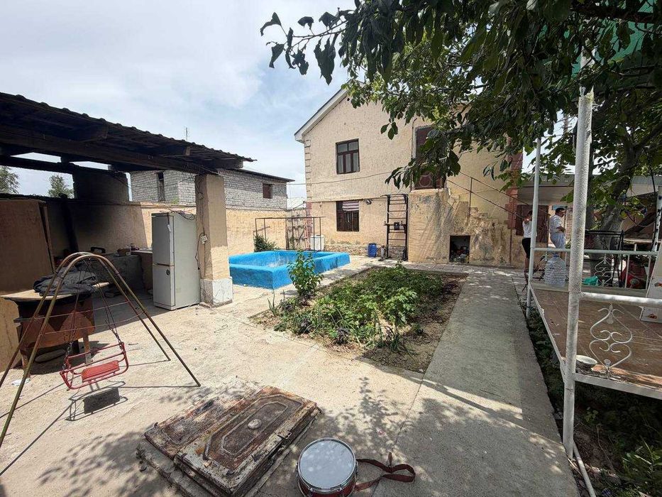 Dacha sotiladi Azadbash