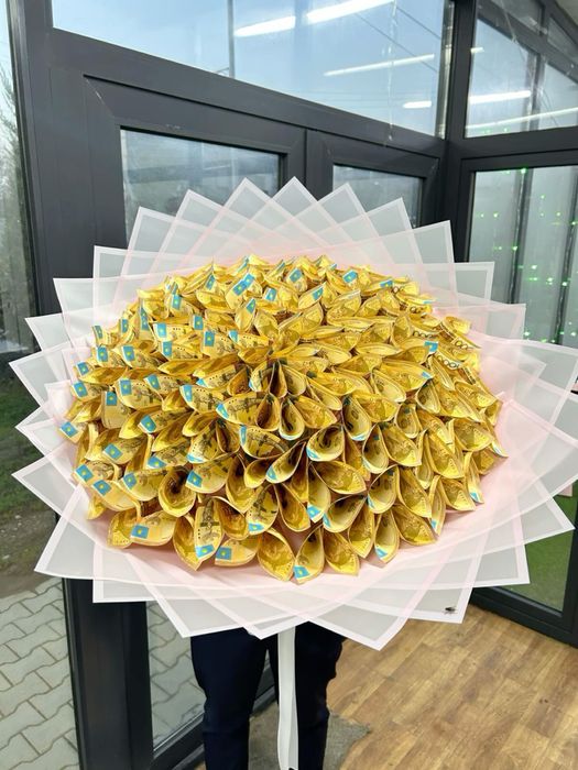 Денежный букет  в АЛМАТЫЫ