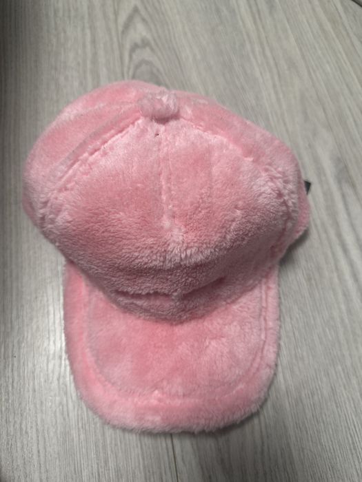 Sapca miu miu de puf
