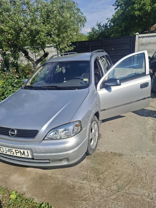 Vreau sa vand o masina