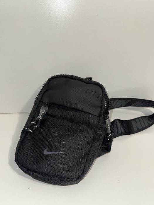 Nike Найк чанта чантичка