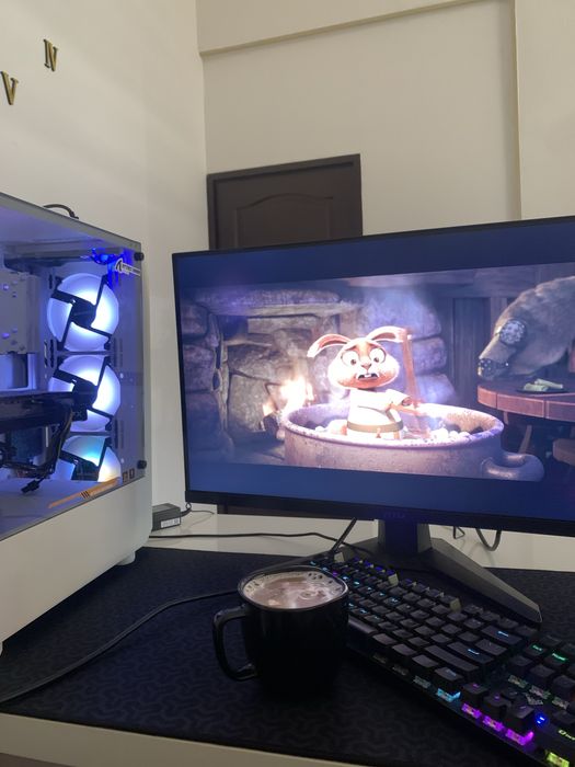 Продам пк Игровой моник 200герц  +клава и мышка attack shark M3