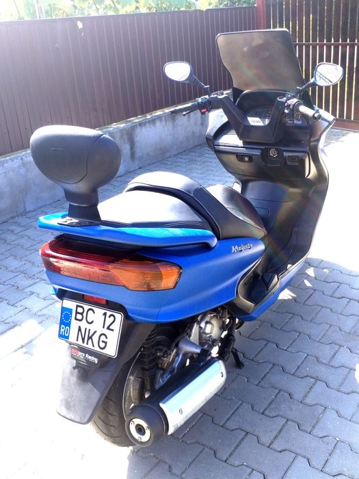 Maxi scuter Yamaha 250cmc