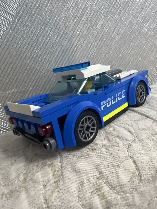 Lego City 60312, Police