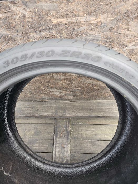 Anvelope 305 30 zr 20