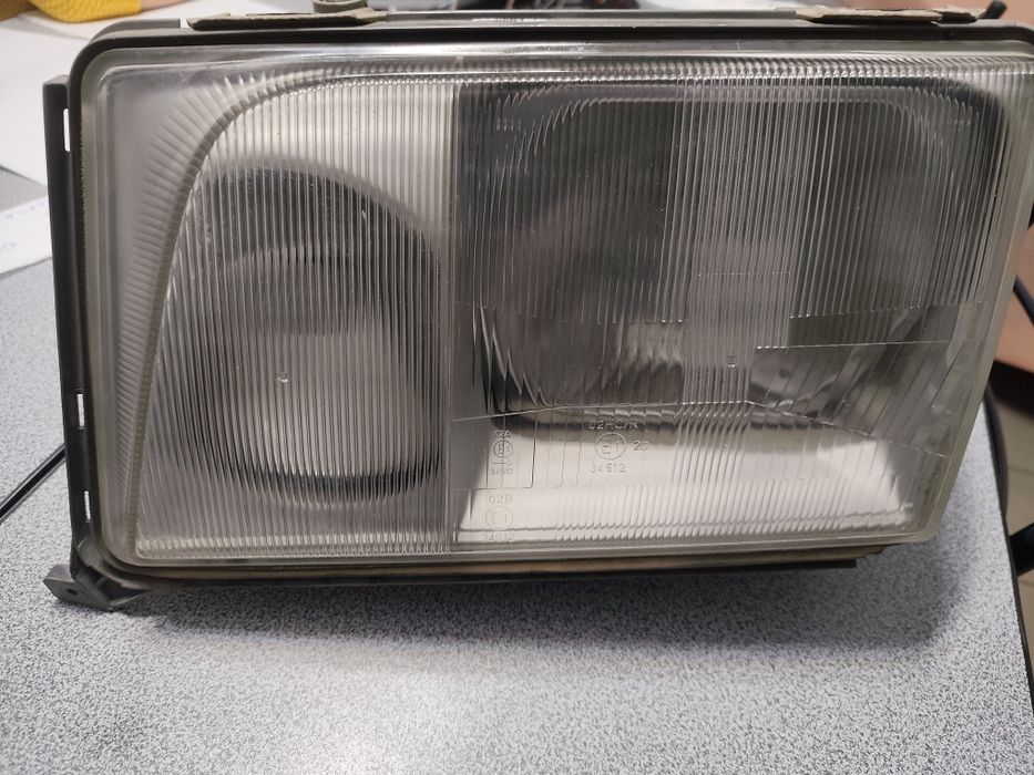 Фар и Части за Мерцедес w124