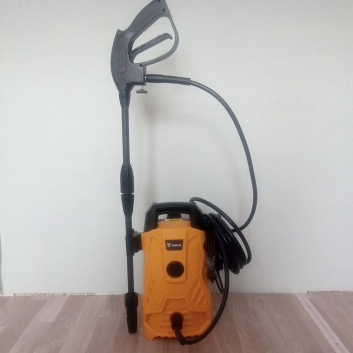 Мойка.читайте текст объявления