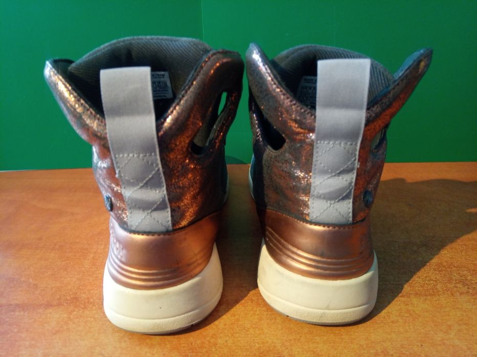 Кецове Reebok Alicia keys Размер 37 Стелка 23,5 см. Внос от Англия