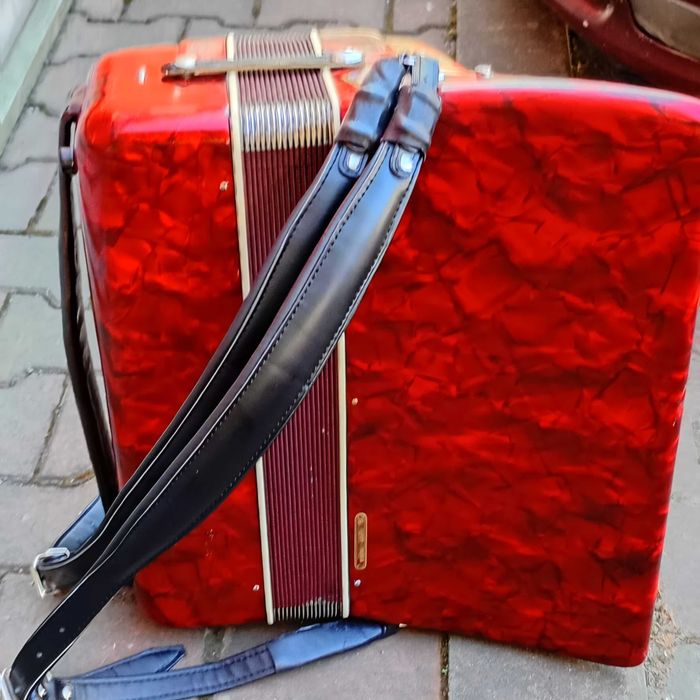 Acordeon Parrot  cu 80  bași roșu
