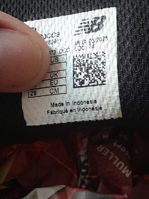 Adidas 42 noi în cutie