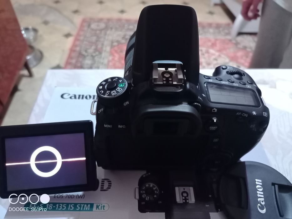 Продам фотоаппарат Canon eos 70D