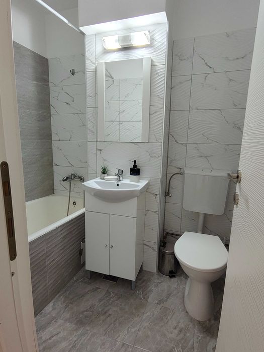 Apartament de închiriat