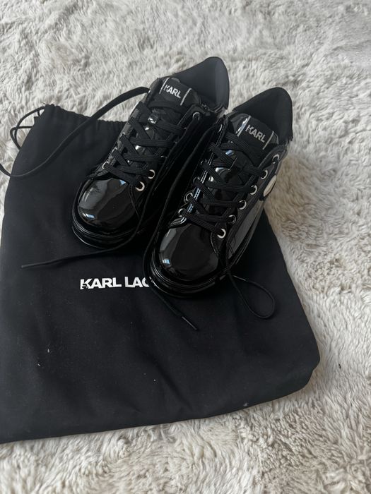 Vand pantofi karl lagerfeld noi