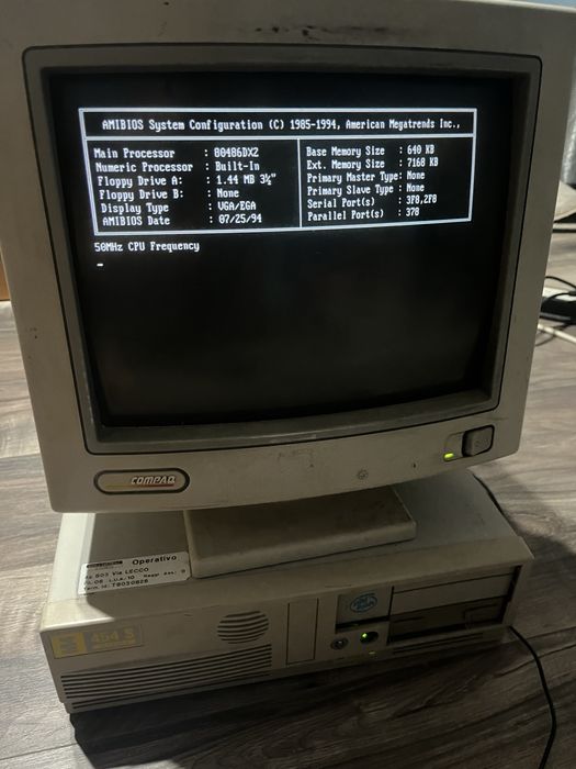 Computer vechi Olivetti de colectie