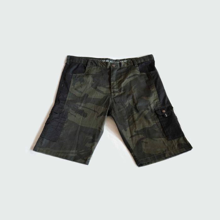 Къс работен панталон XL Cerva Crambe камуфлажен нов