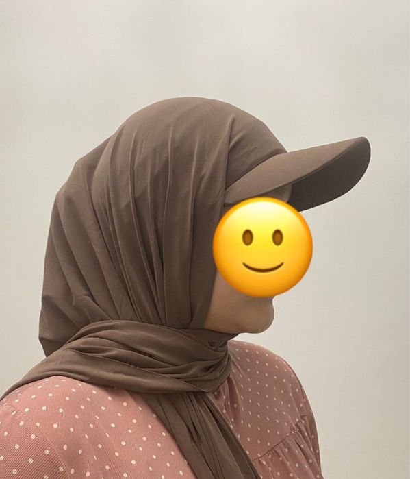 Шарфы пришитые  с кепкой