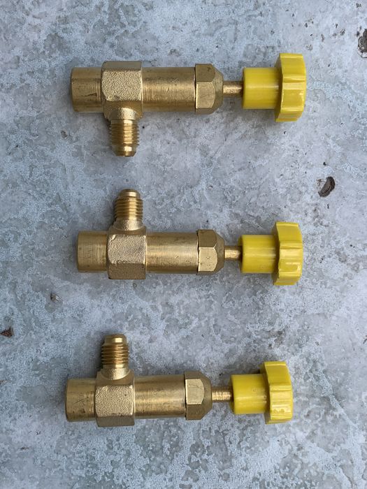 Robinet reductie cupla pentru butelie freon r600 cu iesire de 1/4 nou