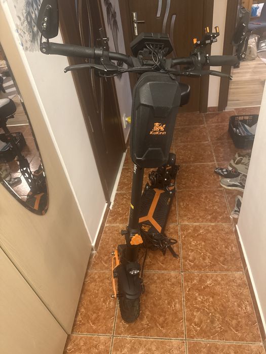 Trotineta kukurin g2 max