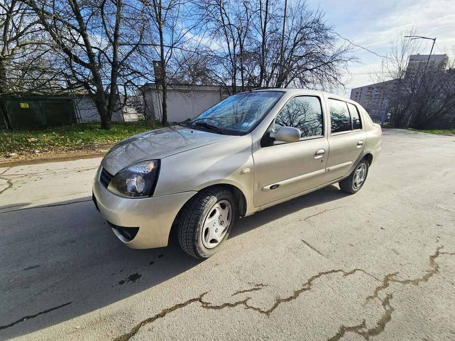 Renault Symbol бежов