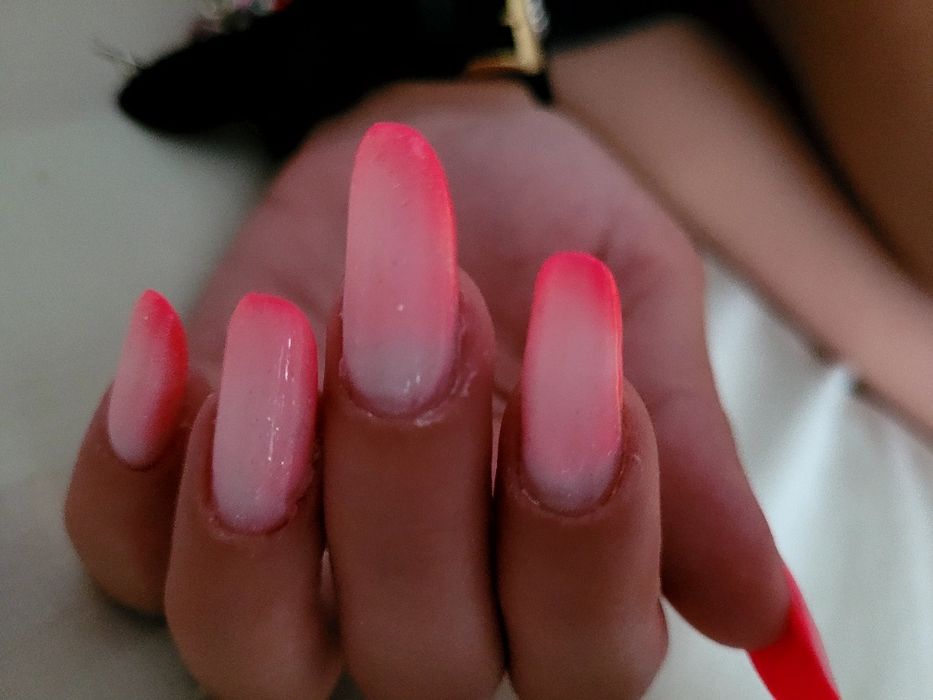 Manichiura, pedichiura Pitești