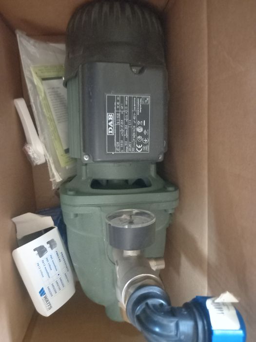 Продам водяной насос