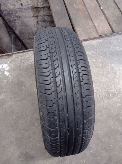 Продам одну покрышку