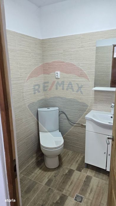 Casă  cu 2 camere de vânzare