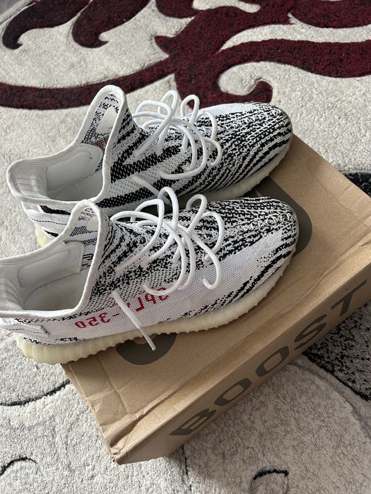 Yeezy boost 350 Zebra