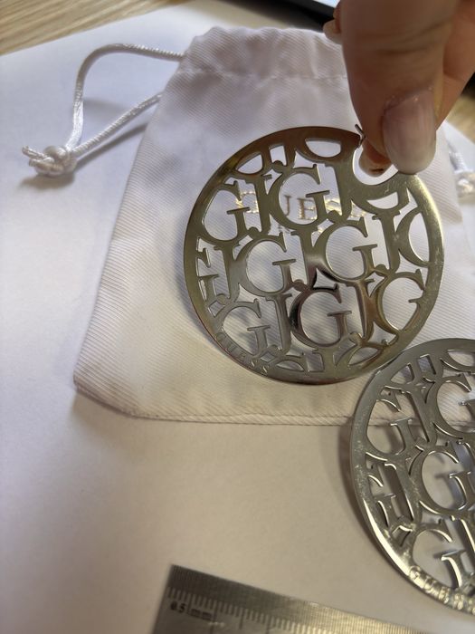 Дамски обеци GUESS